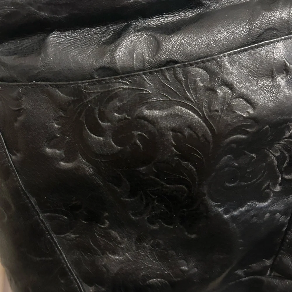 St. John’s Bay-Embossed Leather shoulder bag